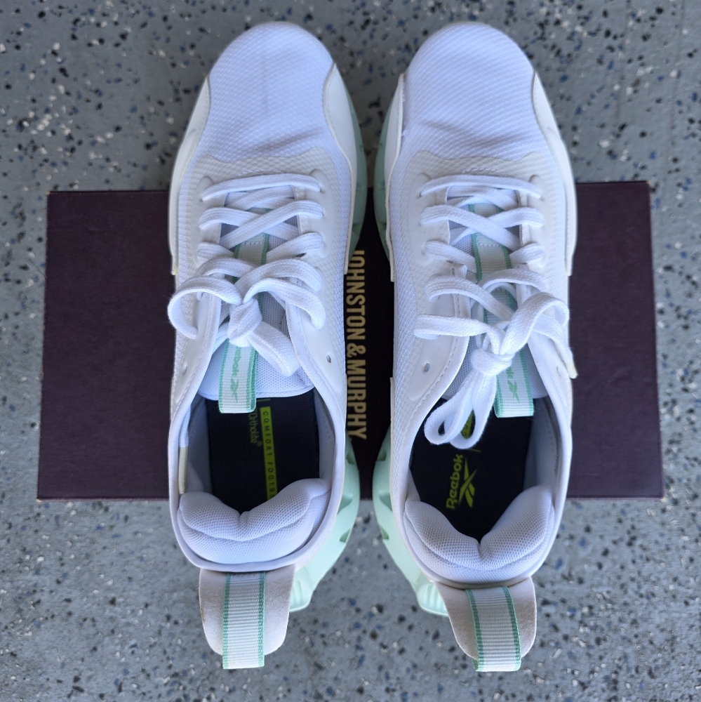 Reebok Women's Zig Dynamica Sneaker